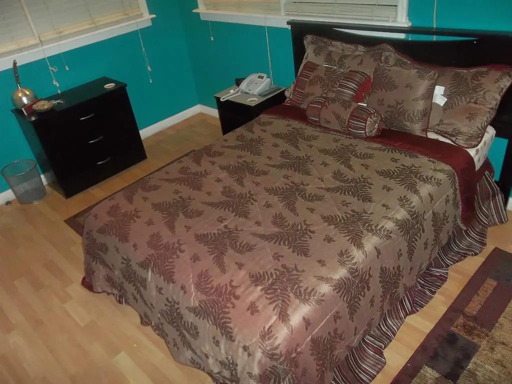 The Colonial Rental Suite Moss Town 巴哈马
