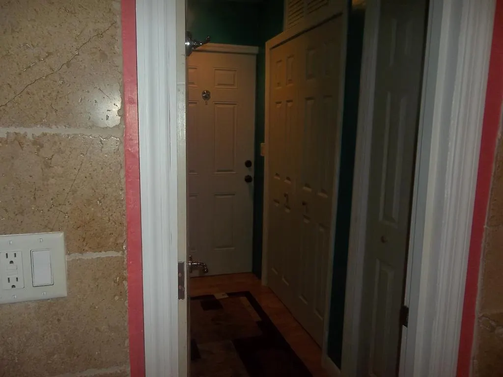 וילה Moss Town The Colonial Rental Suite איי בהאמה